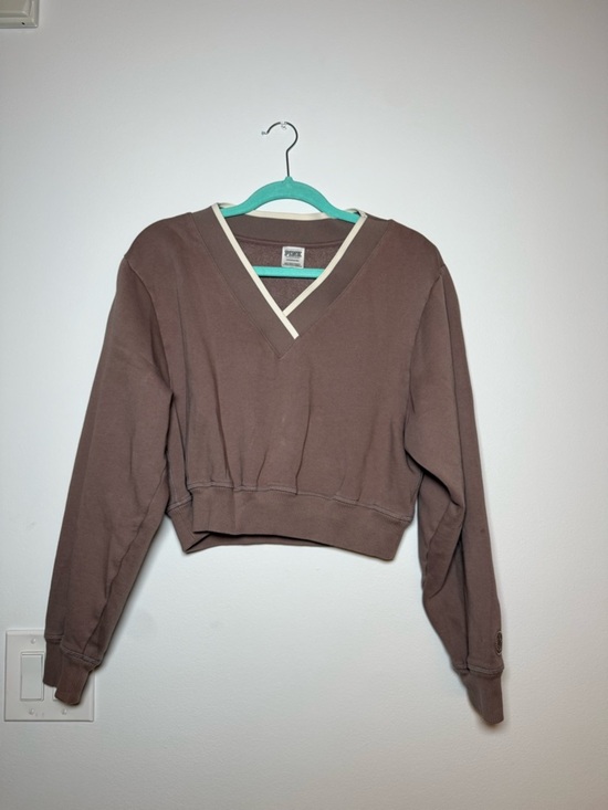 PINK Victoria's Secret Tops - PINK Victoria's Secret Taupe V-Neck Crop Sweatshirt with Cream Trim